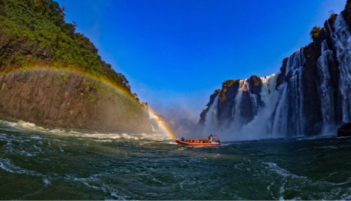 Estado aciona União para reforçar propriedade e atualizar licitação no Parque Nacional do Iguaçu